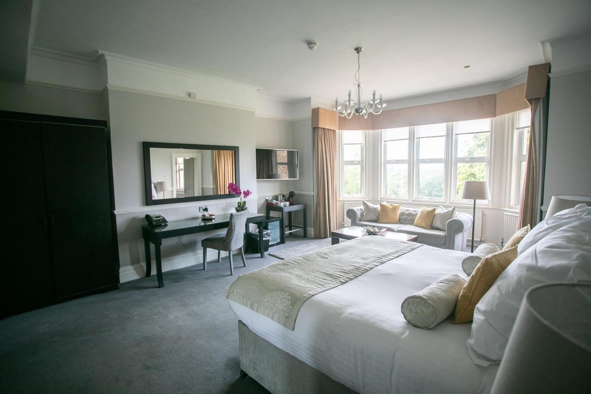 Hartsfield Manor Hotel Доркинг Стая снимка