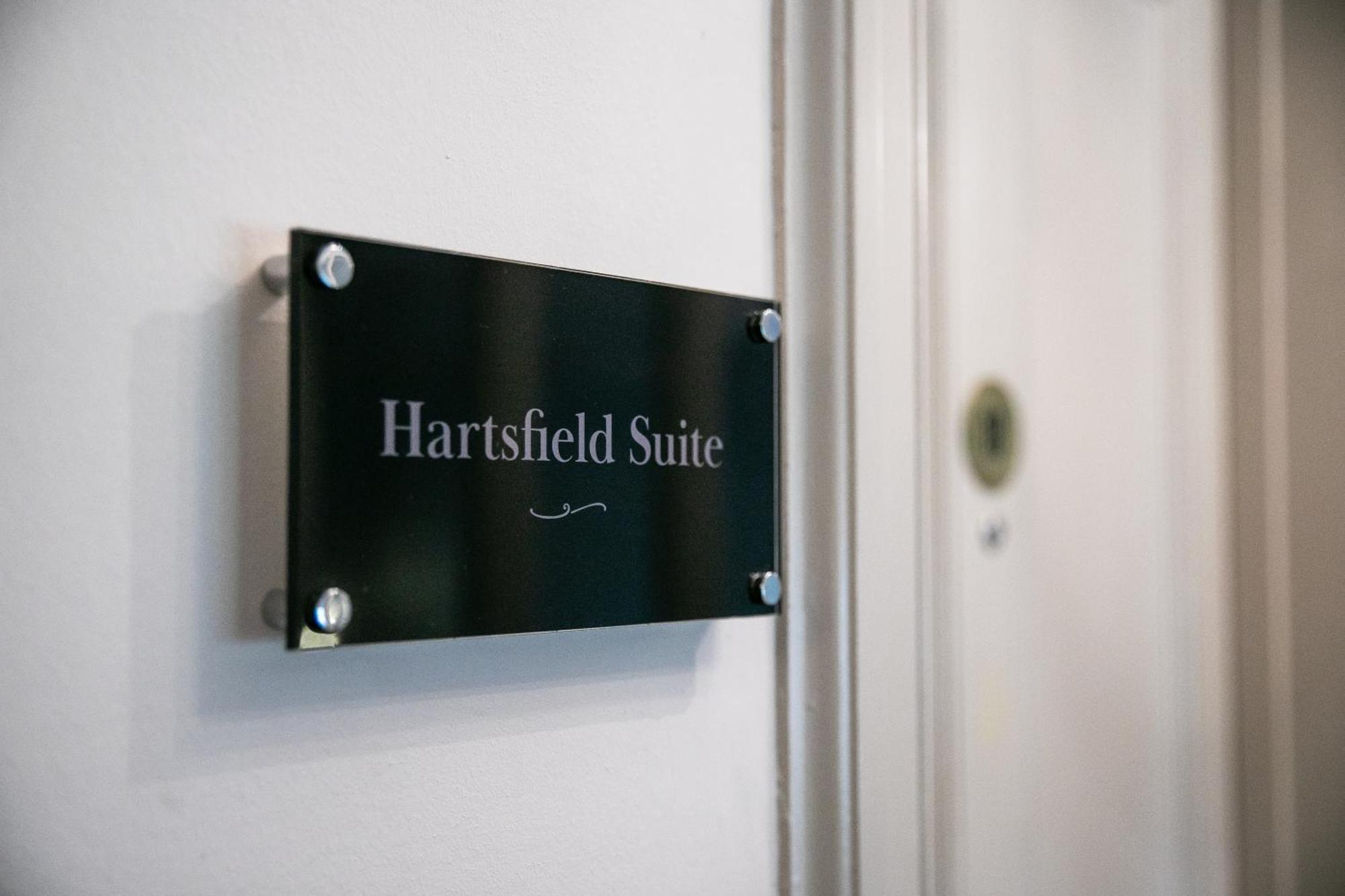 Hartsfield Manor Hotel Доркинг Стая снимка