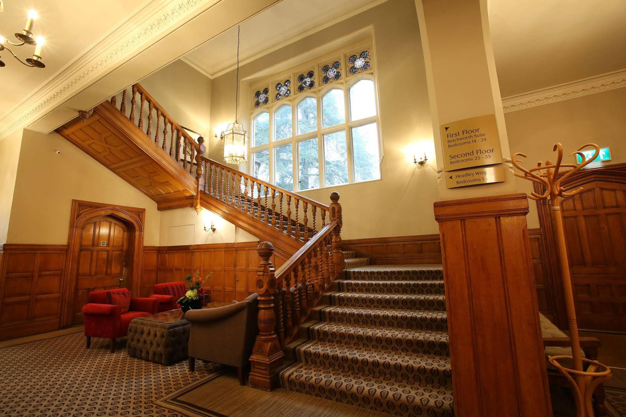 Hartsfield Manor Hotel Доркинг Екстериор снимка